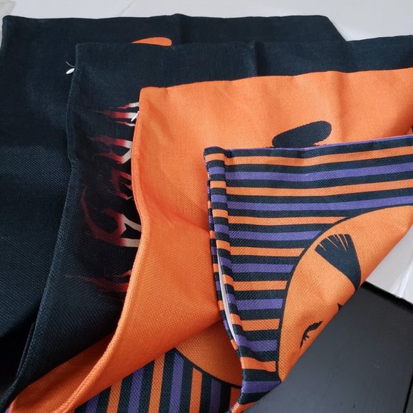 Halloween pillow covers 17x17.5 set of 4 - Picture 6 of 10